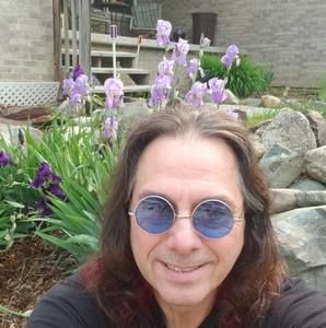 Meet your Posher, Lewis